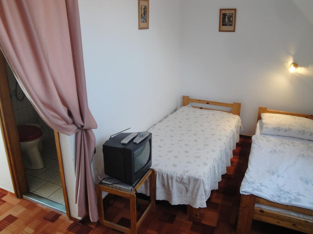 Guest House Ringhofer Vendeghaz Sopron Oda fotoğraf